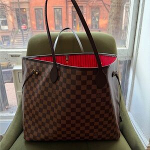 Louis Vuitton Neverfull GM Tote – Authentic – Excellent Condition